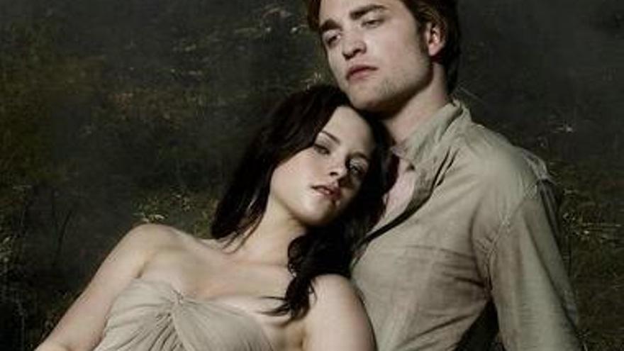 Robert Pattison y Kristen Stewart, protagonistas de &#039;Crepúsculo&#039;.