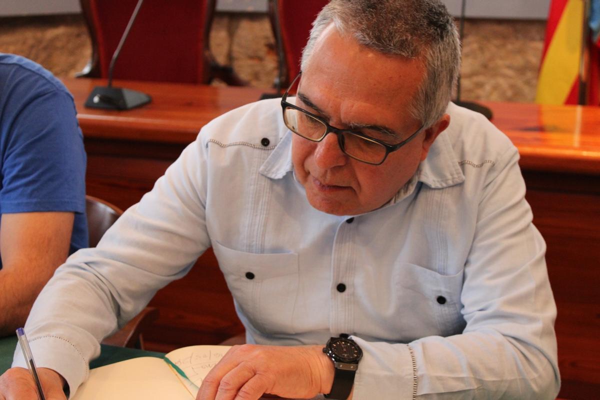 El embajador de Cuba en España, Marcelino Medina.