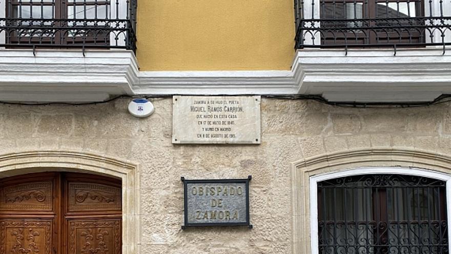 El obispo de Zamora ofrece colaboración al Defensor del Pueblo