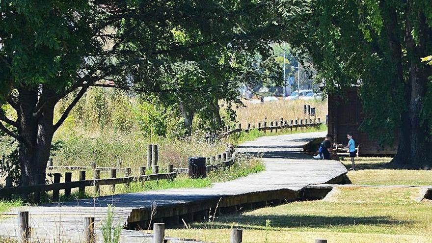 Imagen del paseo peatonal de A Xunqueira, en Moaña.