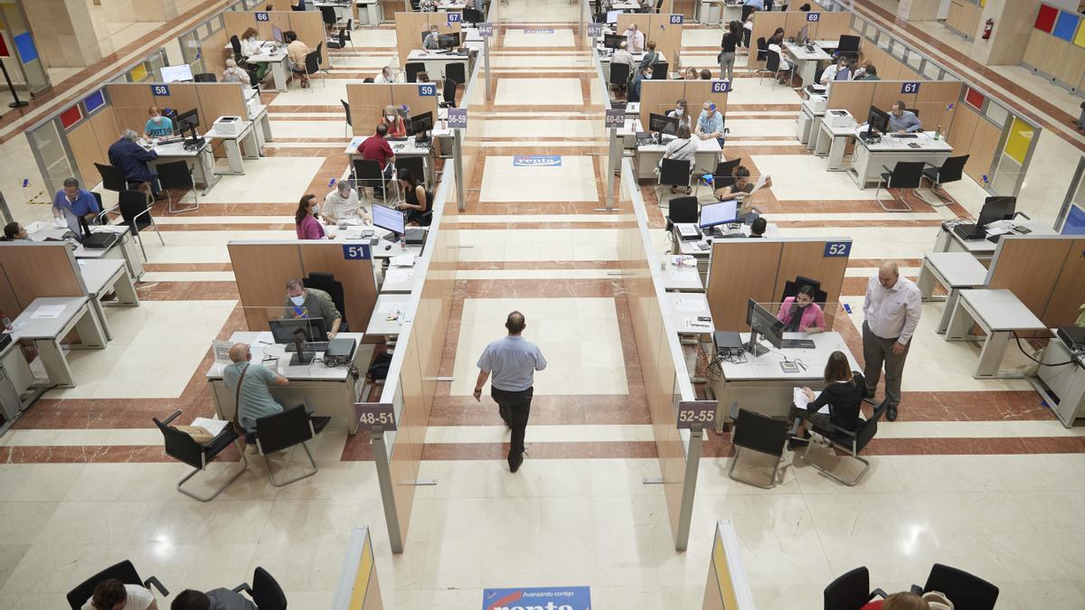 La campaña de la renta arranca este miércoles con alzas para las grandes rentas de capital