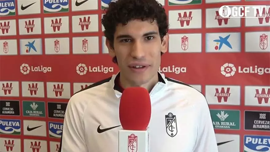 Vallejo, cedido al Granada: "Estoy ilusionado con este nuevo reto"