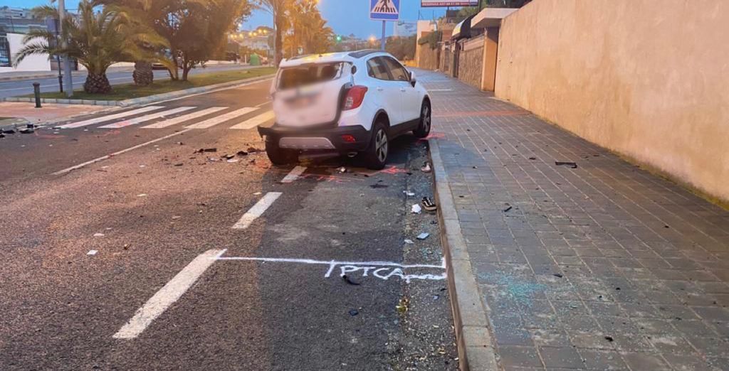 Muere uno de los dos jóvenes heridos en un accidente de moto en el Cabo de las Huertas