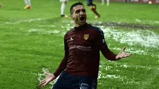 Churre cuelga las botas en el Pontevedra C.F. tras siete temporadas y 200 partidos