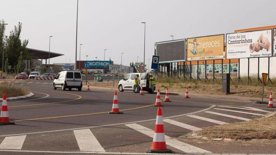 Faúndez reclama el arreglo del &quot;bache constante&quot; de la N-122 de Zamora a Portugal