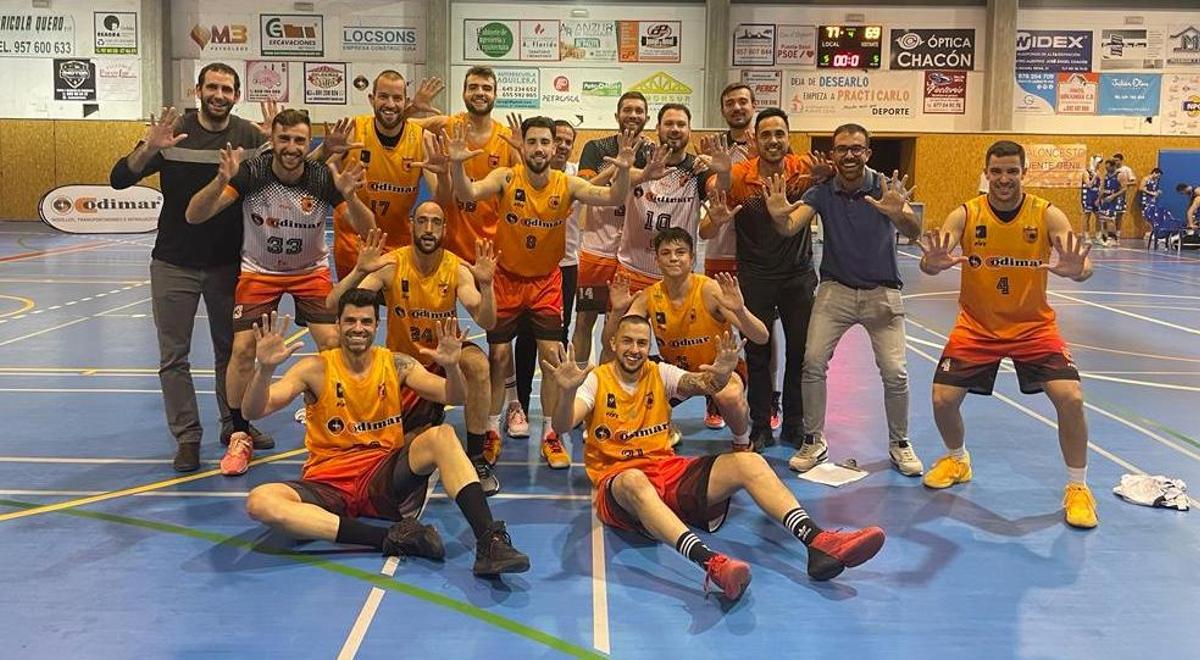 El Codimar Basket Genil, tras derrotar al Coto Córdoba.