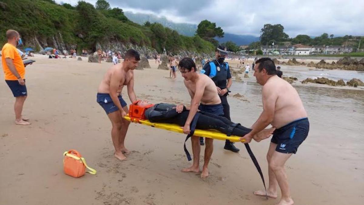 Simulacro de salvamento en Llanes.