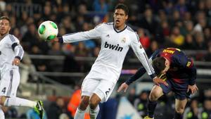 Varane, en un clásico de Copa del Rey en el Camp Nou