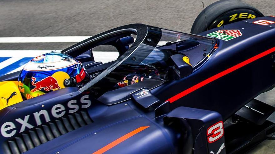 El Red Bull de Ricciardo muestra su visera