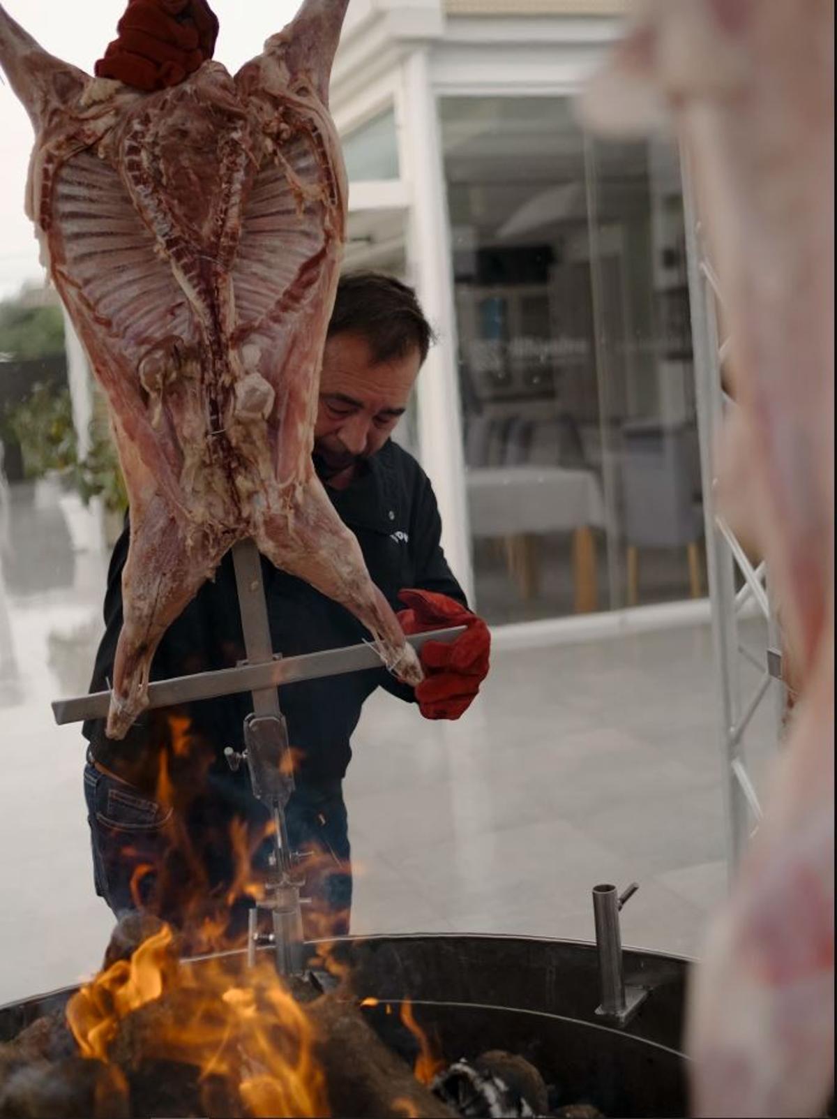 Este es el famoso asador de Pizarra que acogerá las Jornadas del Chivo Malagueño
