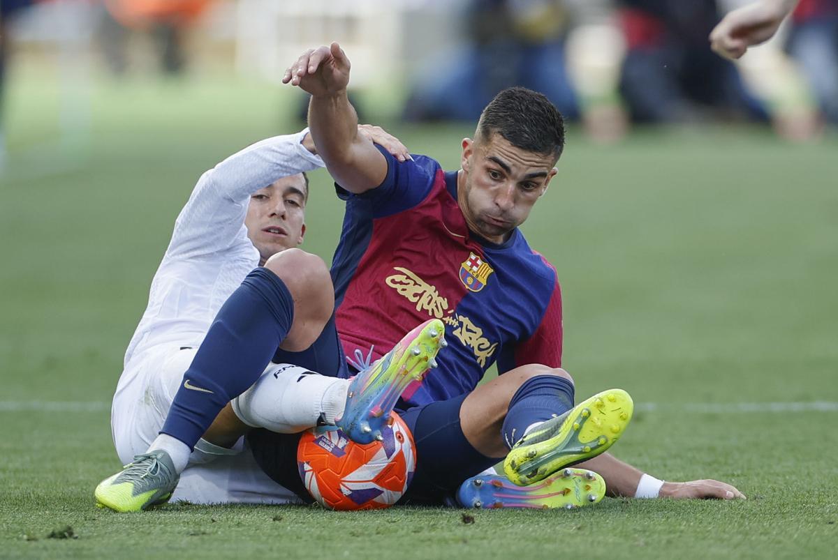 Lucas Vázquez finished the injured classic.