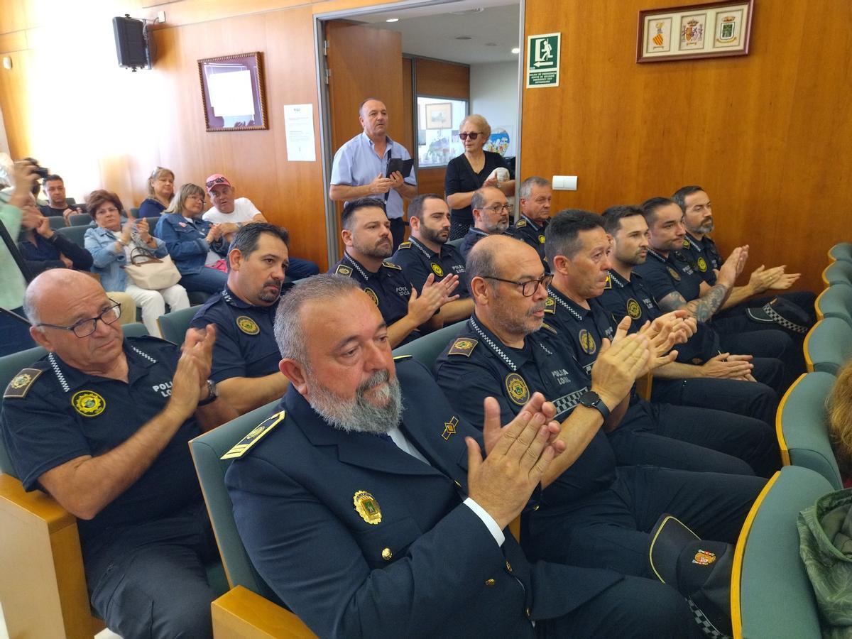 Los compañeros de Juan Manuel Policarpo durante el homenaje