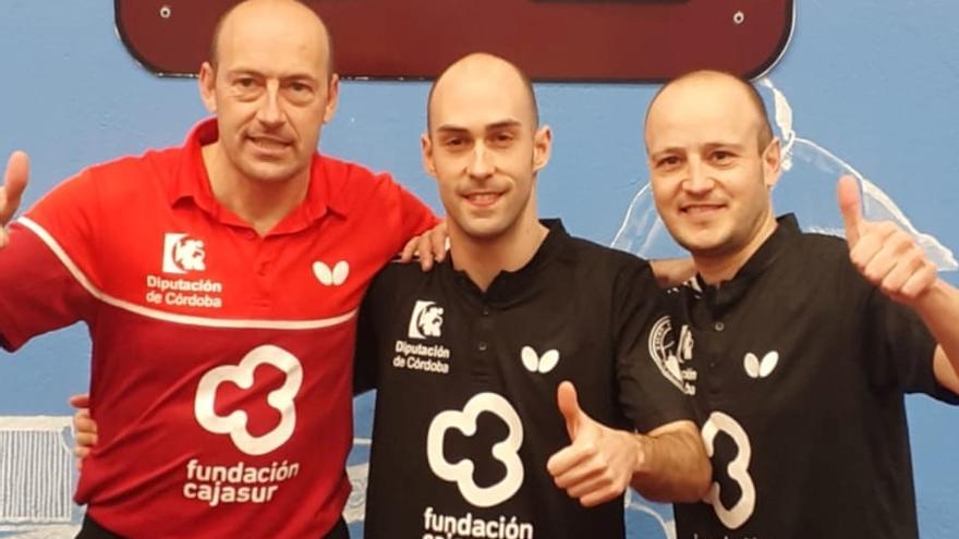 José Luis Machado, Alejandro Calvo y Carlos Machado, tras el encuentro.