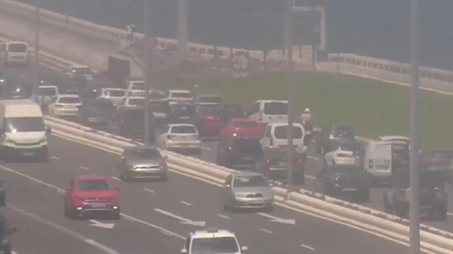 Varios accidentes colapsan la Avenida Marítima