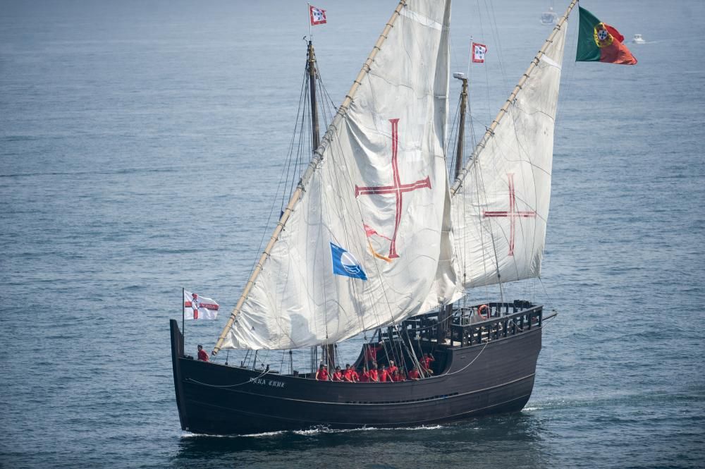 La Regata de Grandes Veleros abandona a A Coruña