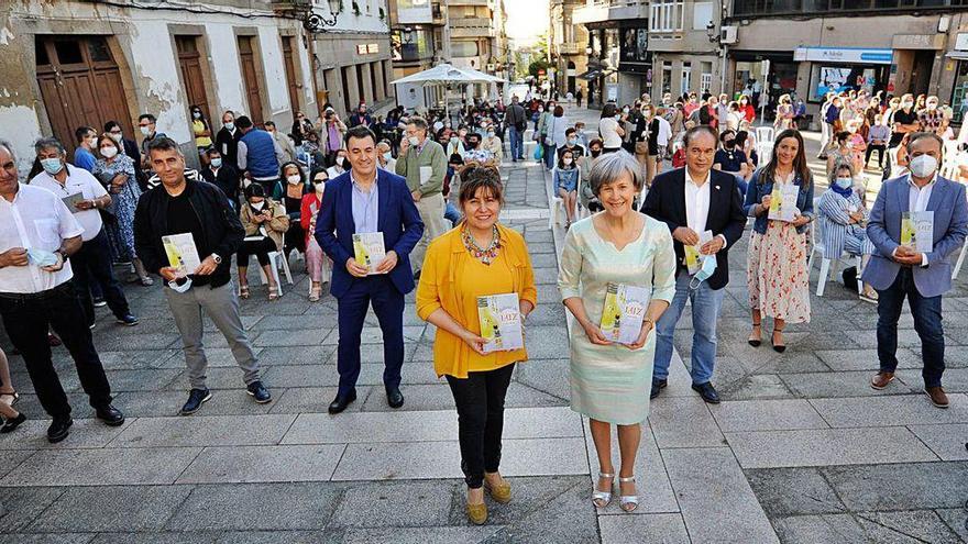 Charo Golmar presenta su poemario &quot;Nobelo de luz&quot;