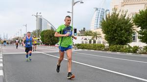 El maratoniano Javier Sanz en Dubái.
