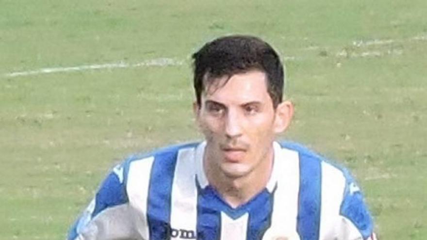 Emilio, capitán del Águilas.