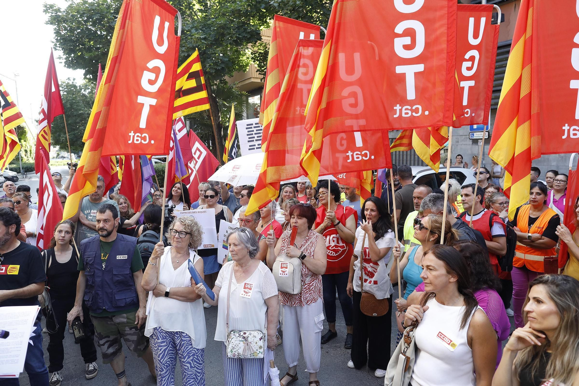 Les fotos de la protesta a Girona per exigir la reducció de la jornada laboral