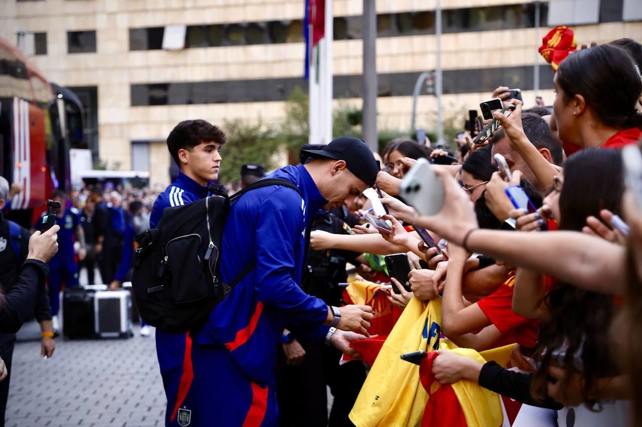La selección española en Córdoba: la afición se vuelca con los jugadores