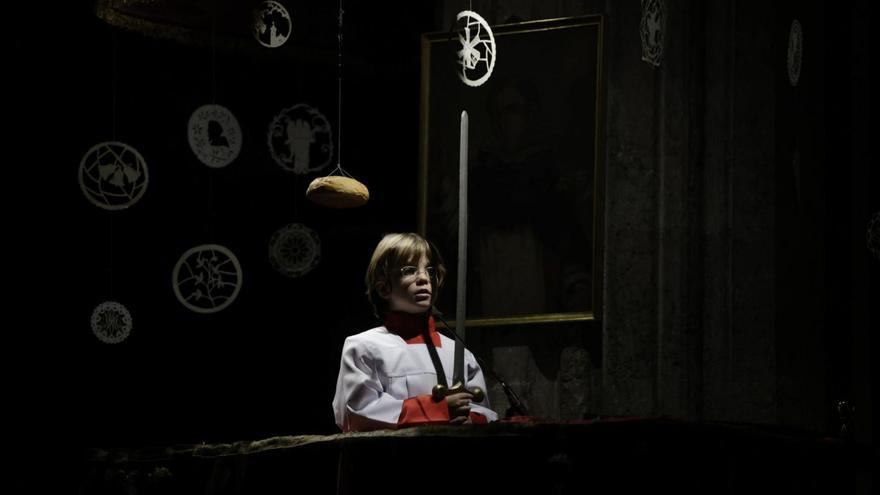 El solista Adrià Sánchez durante su estreno en la iglesia de Santa Eulàlia. | GUILLEM BOSCH