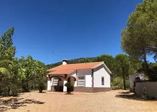 Tres de cada 10 casas rústicas a la venta en Córdoba tienen un precio inferior a 100.000 euros