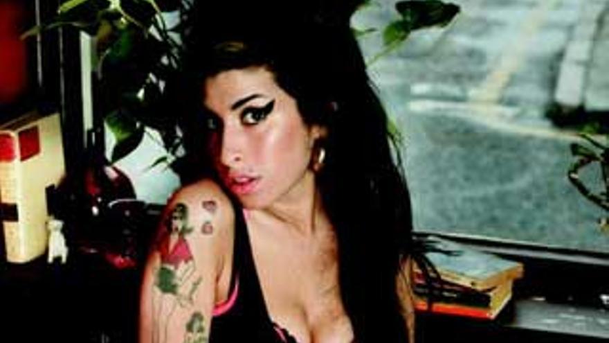 Amy Winehouse, vetada en EE.UU