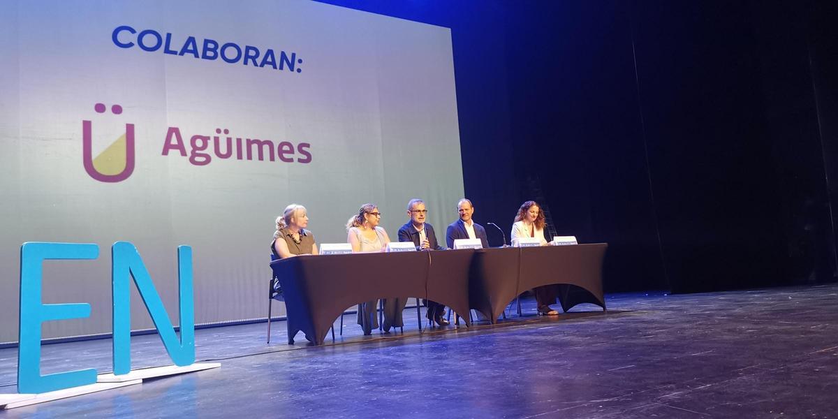 Xiomara Villanueva, Isabel Mena, Marcial Morales, Óscar Hernández y Elisabet Santana.
