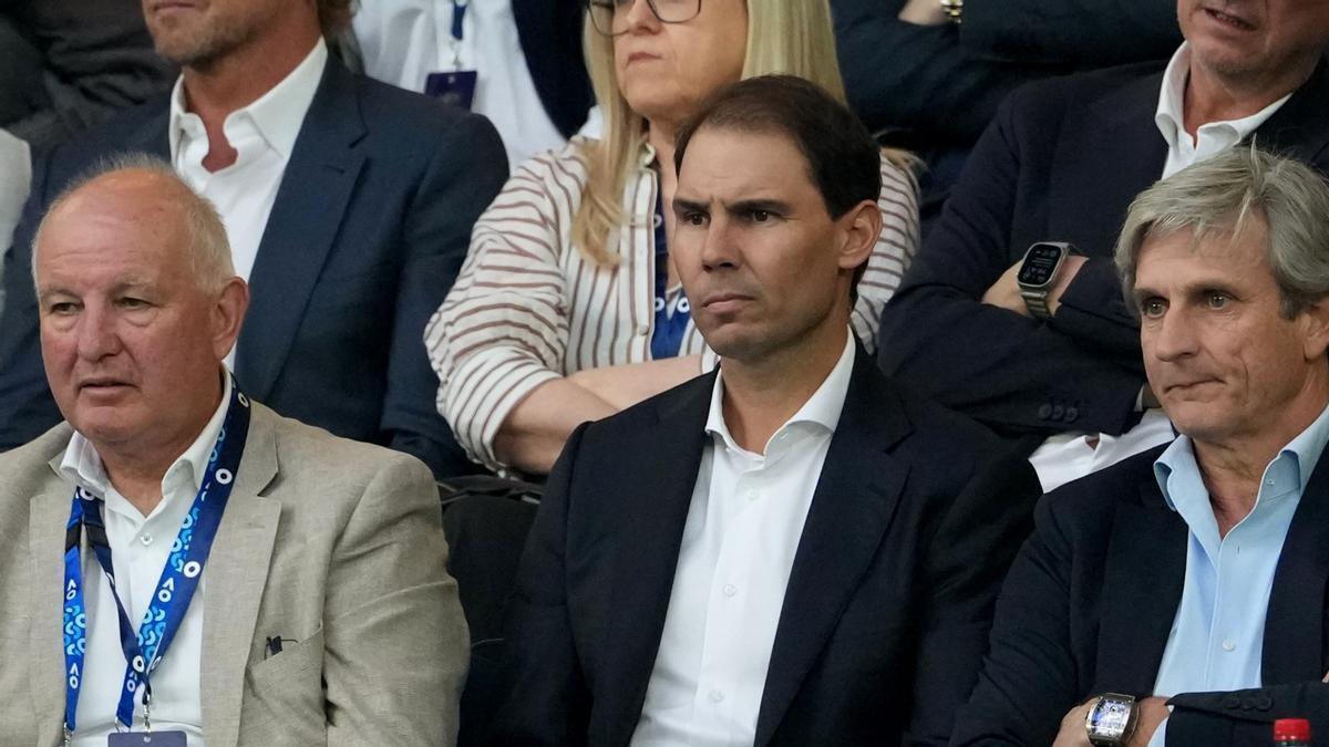 TENIS. AUSTRALIAN OPEN | Carlos Alcaraz entierra el ‘Big 3’ con Rafa Nadal en primera fila