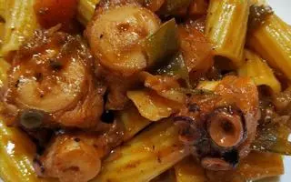 Recetas de emergencia: pasta con ragú de pulpo