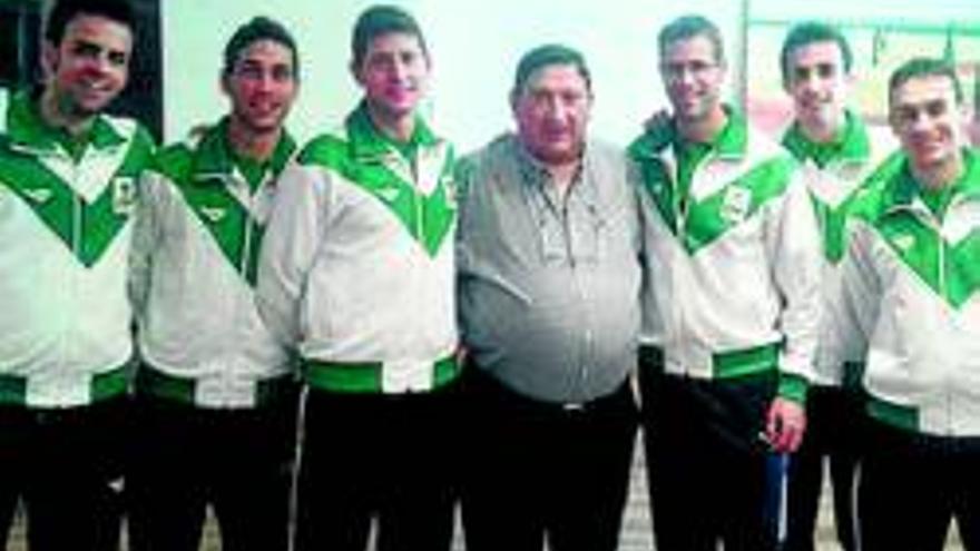 Arbitros extremeños pasan las pruebas y aspiran a Segunda B