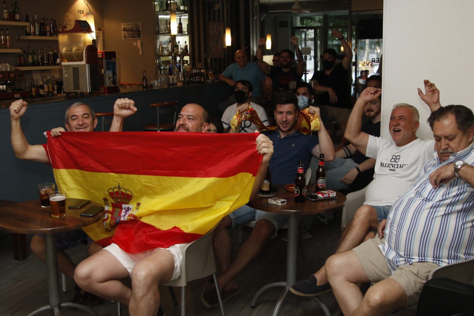 Los aficionados cordobeses con la selección española