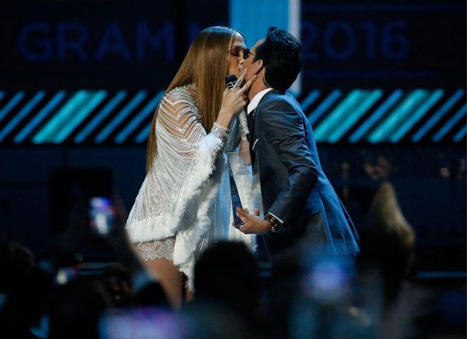 Jennifer López en los Grammy Latinos 2016