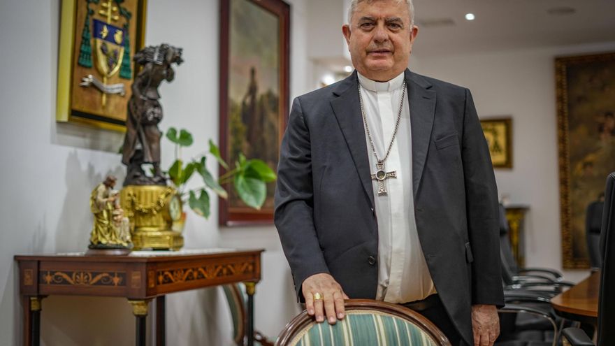 Suplantan la voz del arzobispo de Mérida-Badajoz mediante IA para intentar estafar