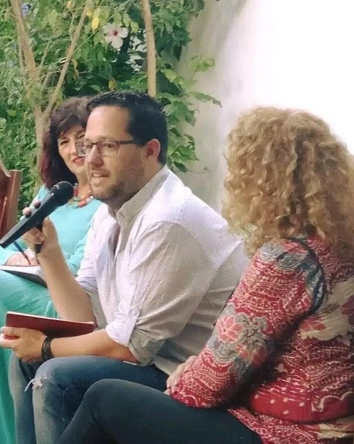 Pilar González junto a Pilar Távora, en un acto con el candidato José Ignacio García.