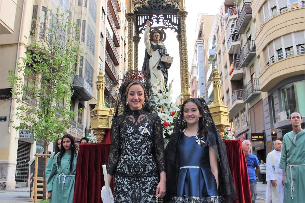 Procesión de la fiesta de los Niños de San Vicente