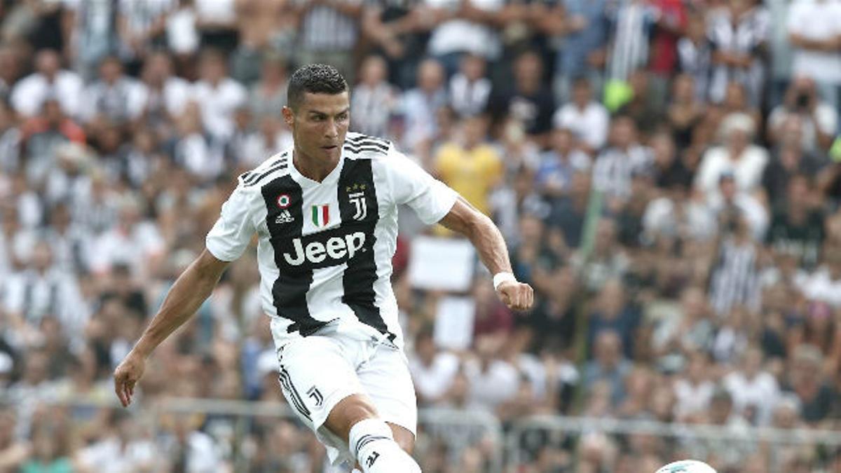¡Cristiano marca su primer gol con la camiseta de la Juventus!