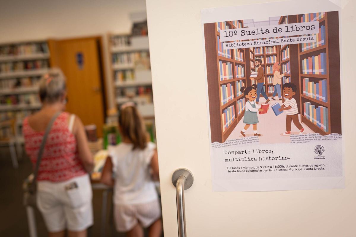 Décima edición de la Suelta de Libros de Santa Úrsula con la participación activa de la ciudadanía. Décima edición de la Suelta de Libros de Santa Úrsula con la participación activa de la ciudadanía.