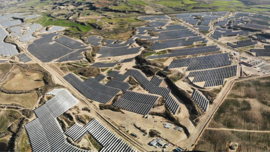 España, invadida por macroparques solares