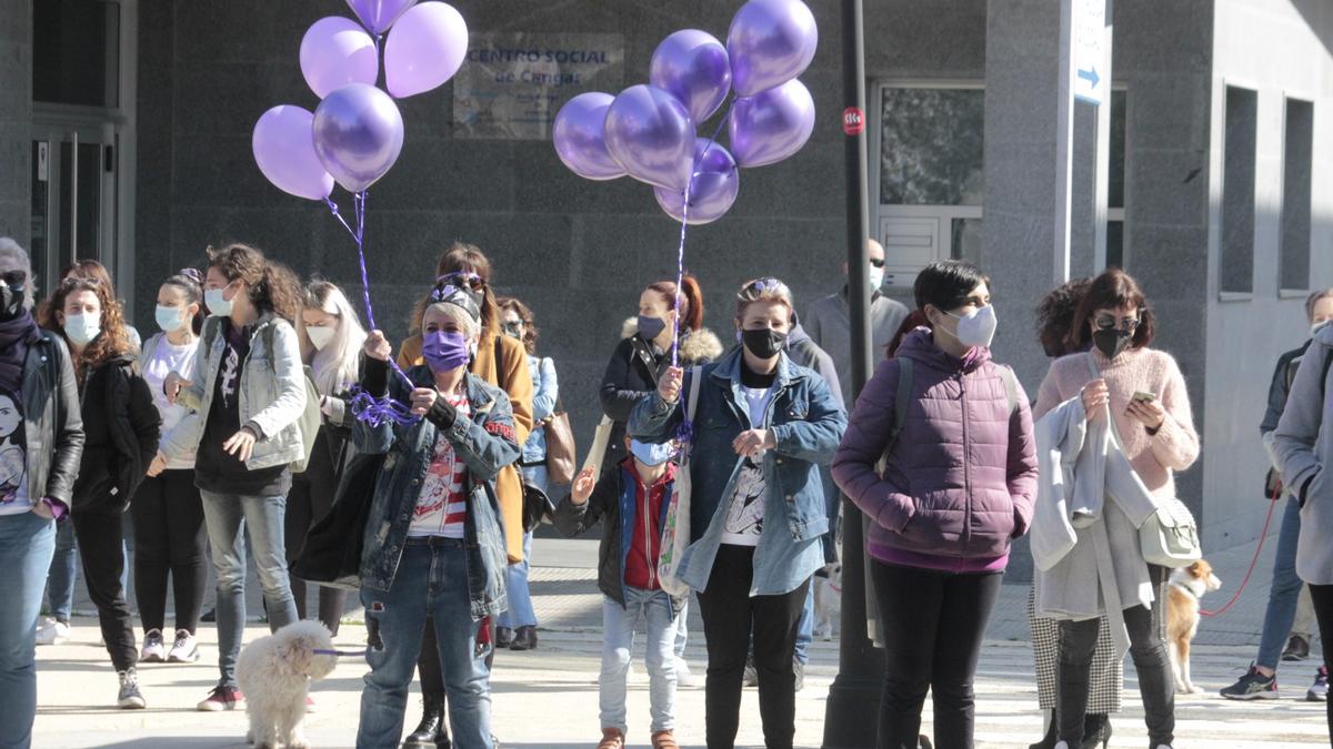 Día de la Mujer: el violeta toma la calle con medidas anticovid