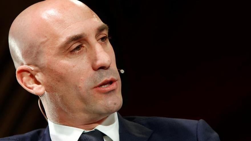 Rubiales presenta su candidatura a la RFEF