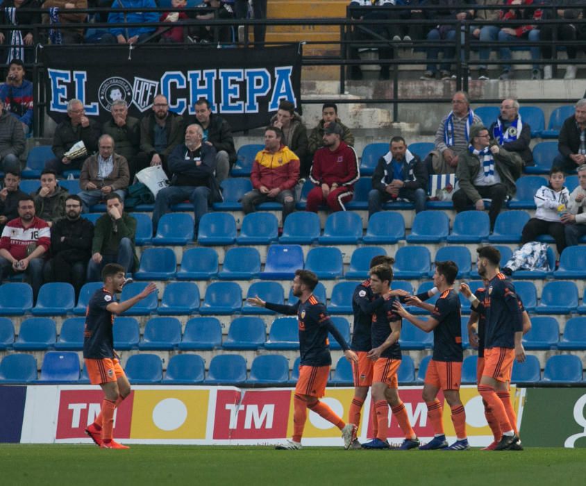 El Hércules remonta al Mestalla con goles de Pablo Íñiguez y Carlos Martínez