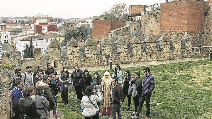 Las obras en la muralla de Cáceres comienza en el baluarte de los Pozos