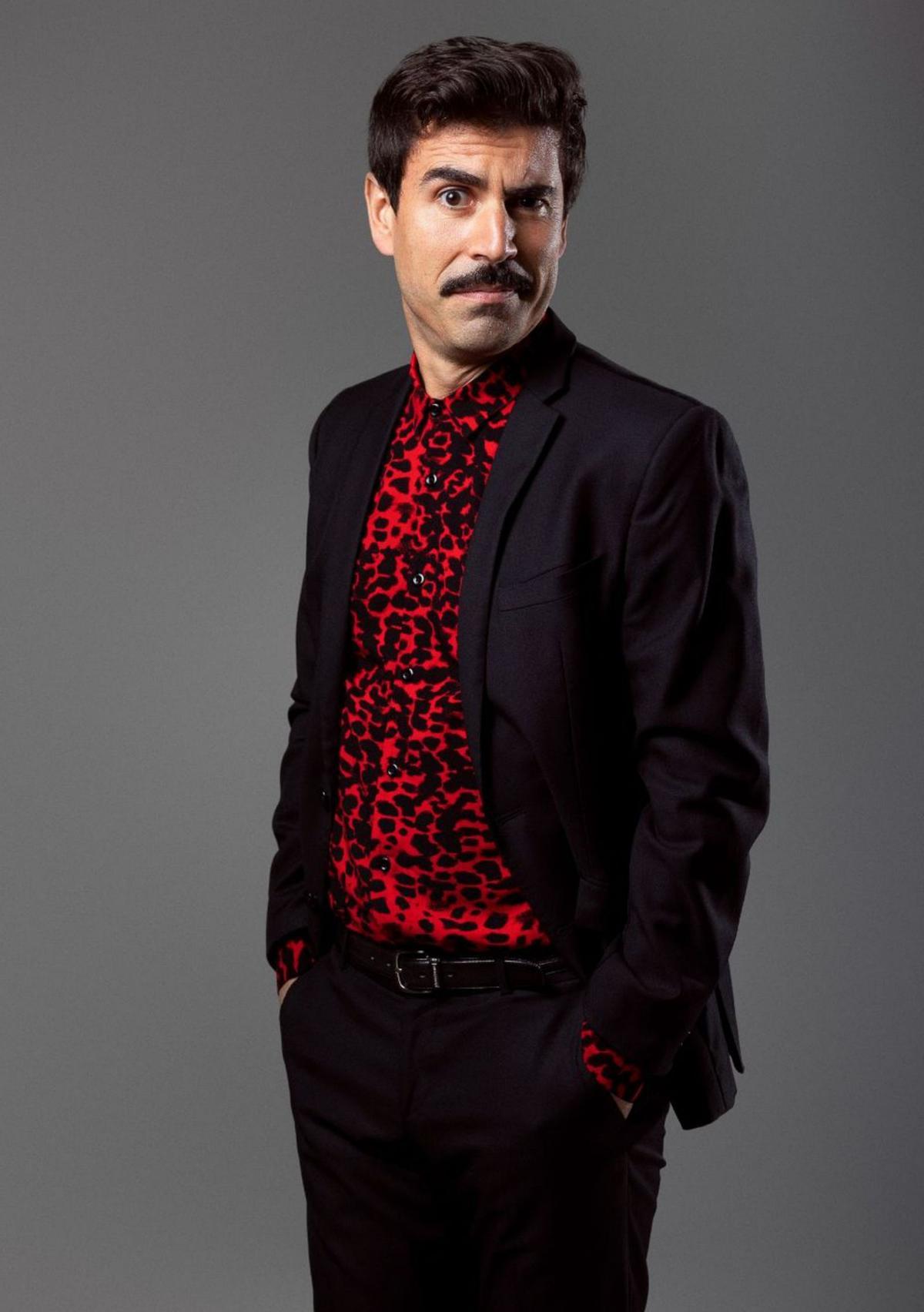 El presentador y humorista Luis Fabra, posando.   | // LOC