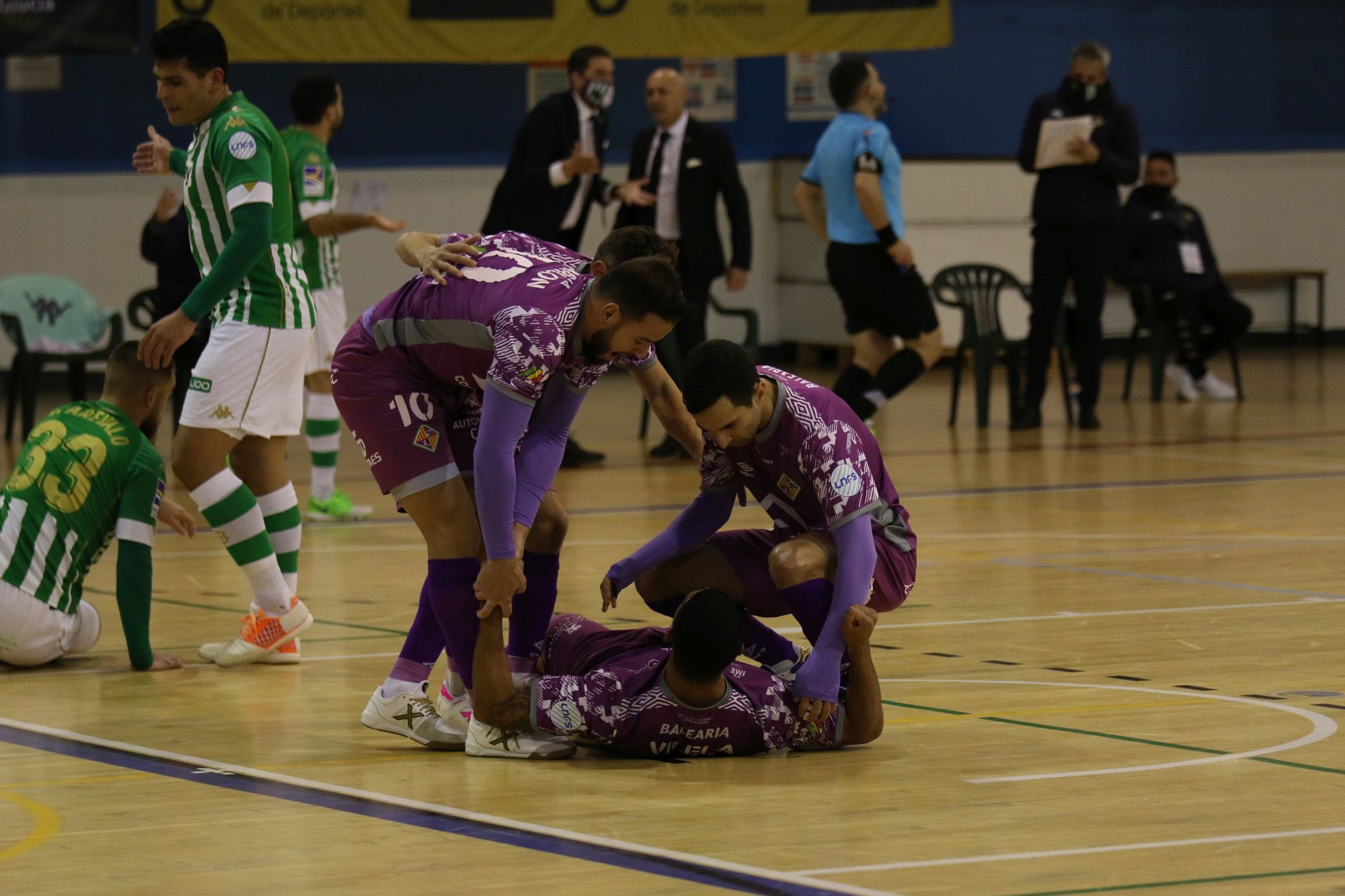 Victoria del Palma Futsal en la pista del Betis