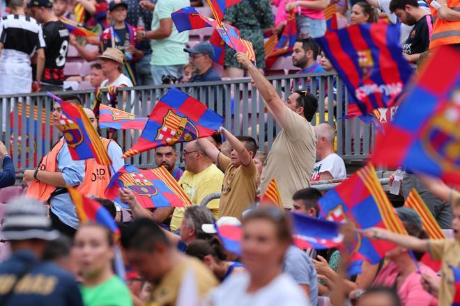 Así se vivió la presentación de los jugadores en el Camp Nou