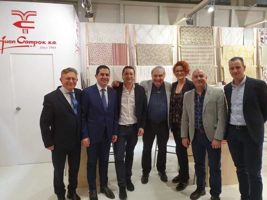 El alcalde de Alcoy visita Heimtextil