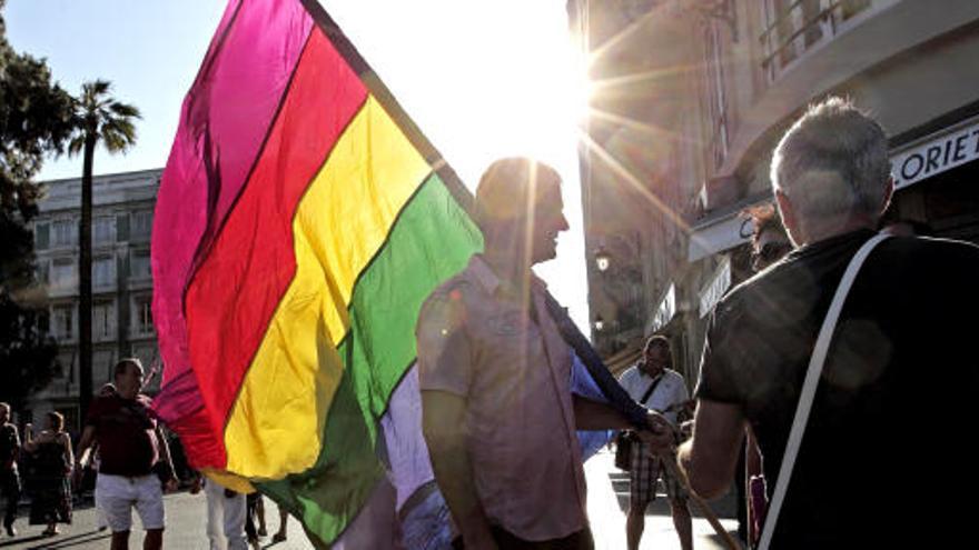 Manifestación en defensa de los derechos de los homosexuales en Valencia.