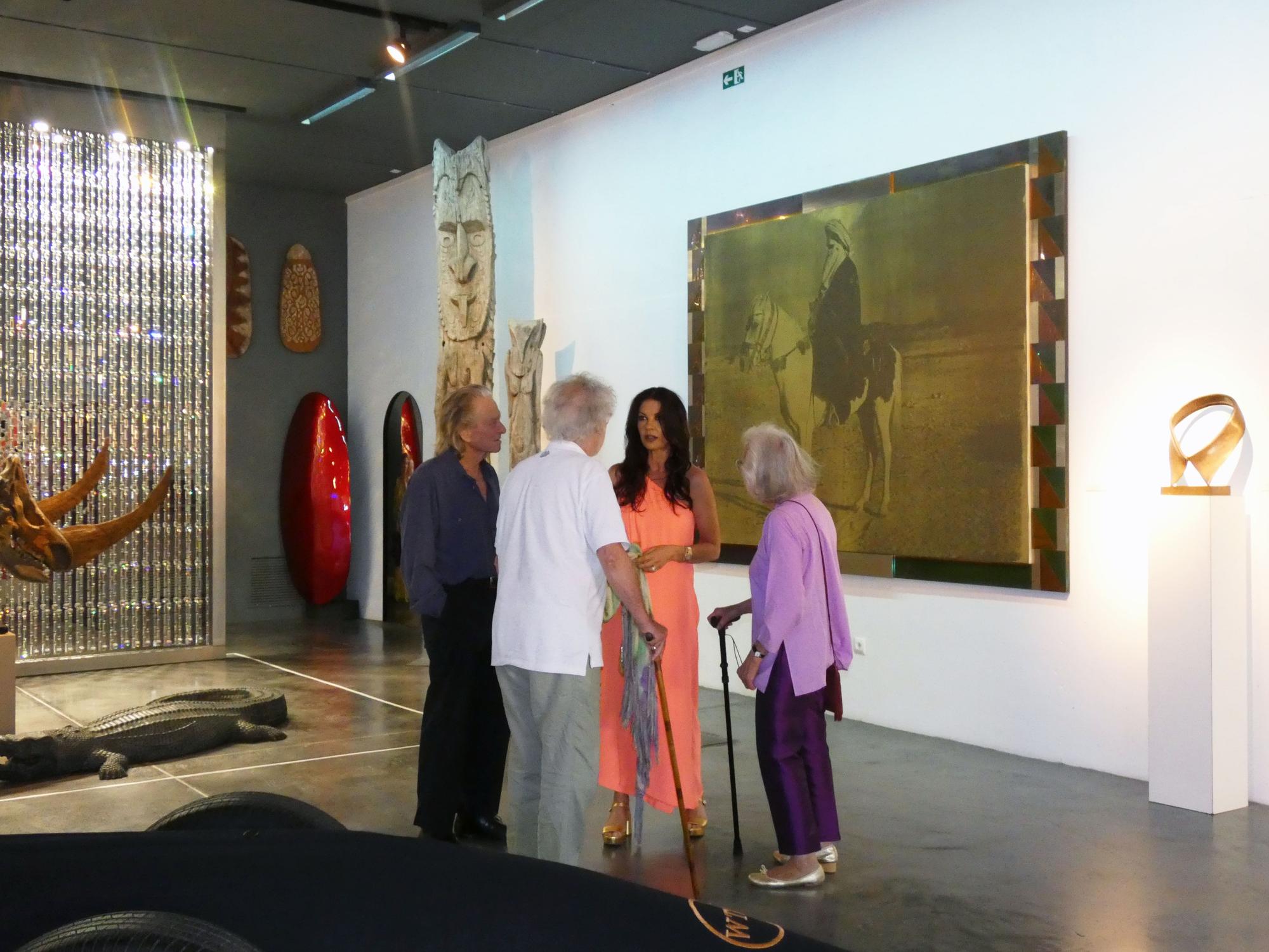 Michael Douglas y Catherine Zeta-Jones visitan el Museo Sa Bassa Blanca