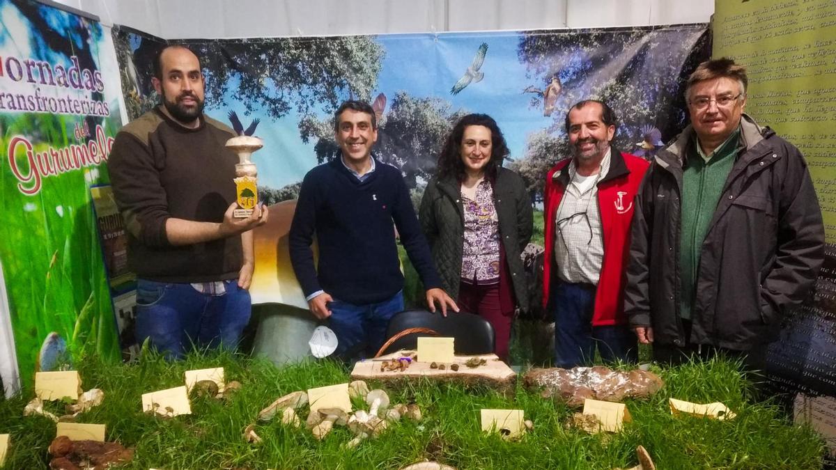 Participantes en las ponencias micológicas de la Feria Transfronteriza del Gurumelo de 2022.